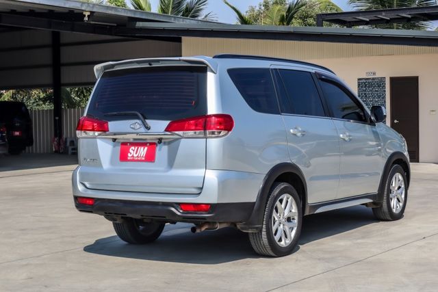 【最頂級旗艦版 原廠保養】僅跑５萬│數位儀錶│數位後視鏡│後座空調│導航│倒車顯影│手機連結│盲點偵測│ISOFIX  第2張相片