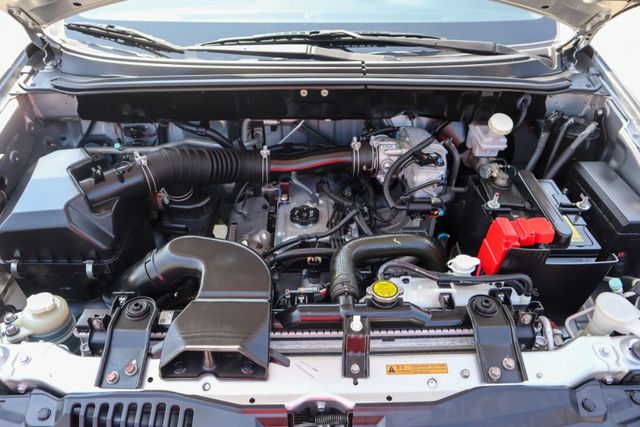 【最頂級旗艦版 原廠保養】僅跑５萬│數位儀錶│數位後視鏡│後座空調│導航│倒車顯影│手機連結│盲點偵測│ISOFIX  第18張相片