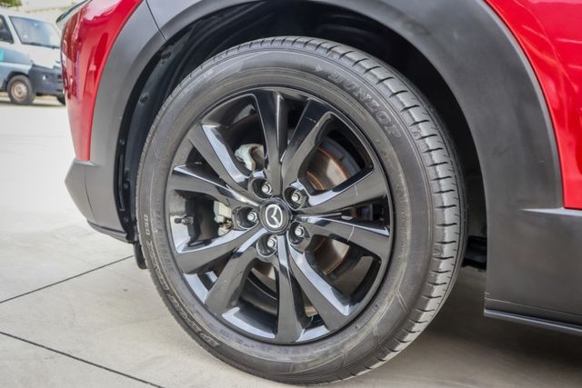 【僅跑２萬多 原廠保養】原廠加價車色+導航│全速域跟車│車道偏移輔助│CARPLAY│盲點偵測│ISOFIX│倒車顯影  第4張相片