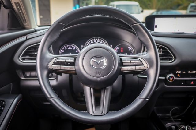 【僅跑２萬多 原廠保養】原廠加價車色+導航│全速域跟車│車道偏移輔助│CARPLAY│盲點偵測│ISOFIX│倒車顯影  第12張相片