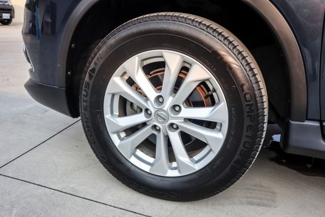 【2.0最頂級完美影音版 升級電動尾門】環景影像│抬頭顯示│I-KEY│後座出風│ISOFIX│定速巡航│里程保證  第4張相片