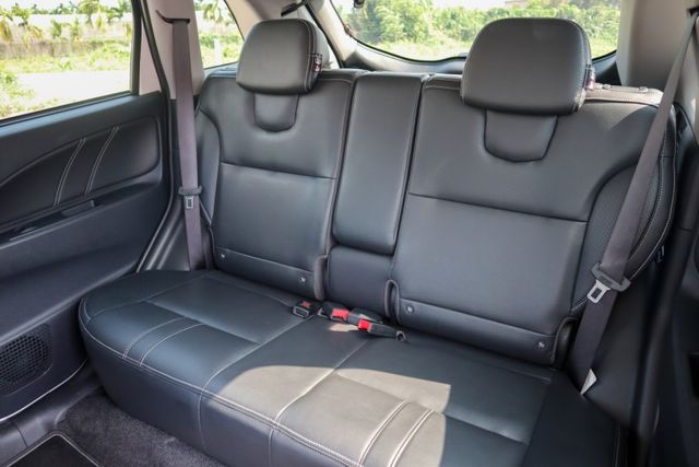 【最頂級輕鬆影音版 僅跑２萬】原廠保養│電子後視鏡│電動尾門│CARPLAY│倒車顯影│前後車距雷達│導航│I-KEY  第9張相片