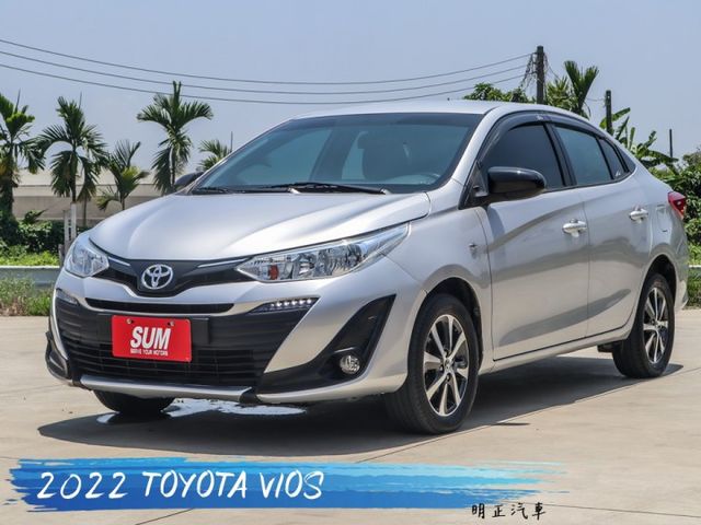 【小改款 全車原鈑件】新車保固中│CARPLAY│倒車顯影│衛星導航│前後霧燈│ISOFIX│LED日行燈│倒車雷達  第1張相片