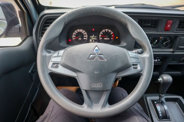 【自排八人座廂車 全車原鈑件】原廠保養│定速巡航│倒車顯影│ISOFIX│盲點偵測│後座空調│胎壓偵測│SCC防護系統  第11張相片