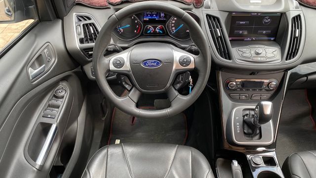 FORD福特 KUGA  第12張相片