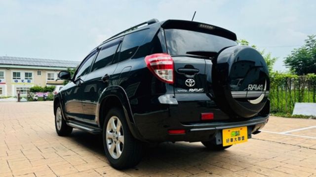TOYOTA豐田 RAV4  第16張相片