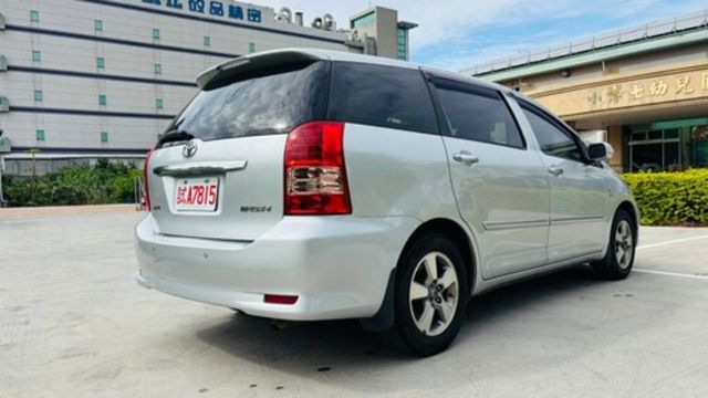 TOYOTA豐田 WISH  第2張相片