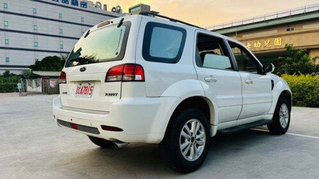 FORD福特 ESCAPE  第2張相片