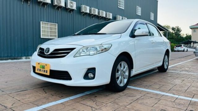 TOYOTA豐田 ALTIS  第1張相片