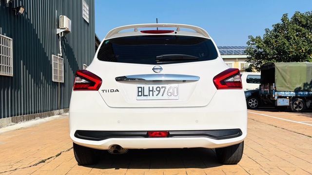 NISSAN日產 TIIDA  第4張相片
