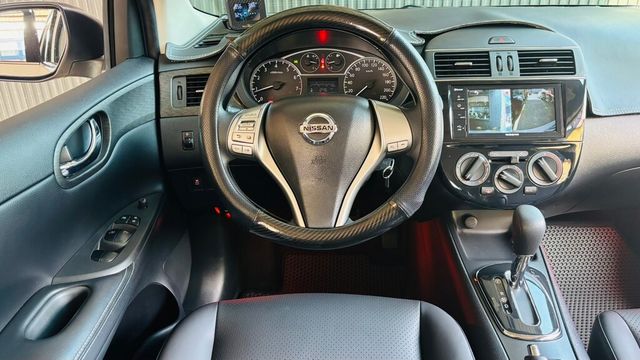 NISSAN日產 TIIDA  第12張相片