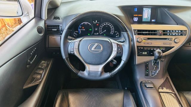 LEXUS凌志 RX450H  第7張相片