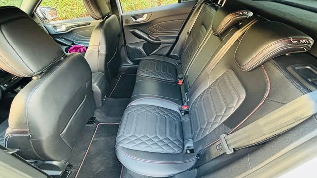 FORD福特 FOCUS  第16張相片