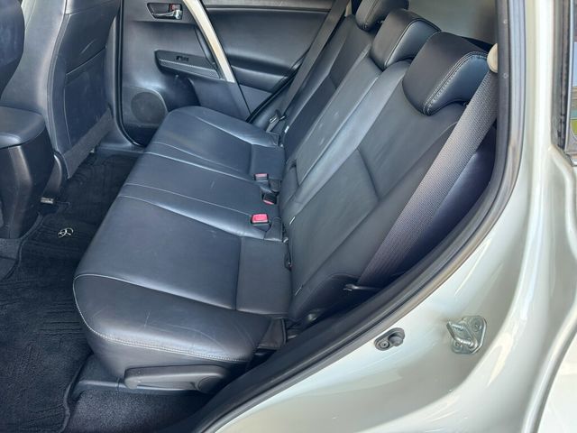TOYOTA豐田 RAV4  第9張相片