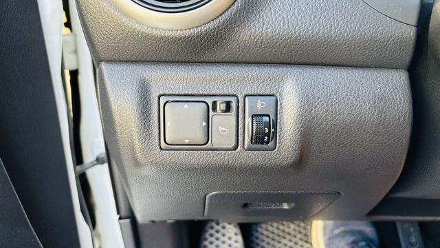 NISSAN日產 LIVINA  第18張相片