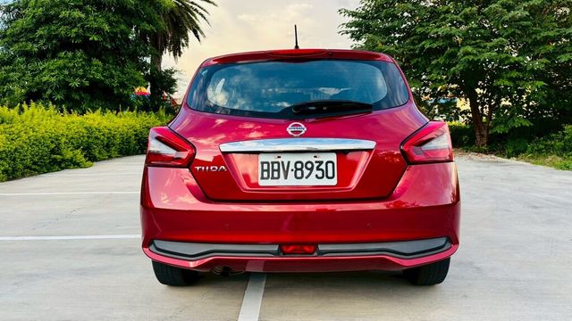 NISSAN日產 TIIDA  第4張相片