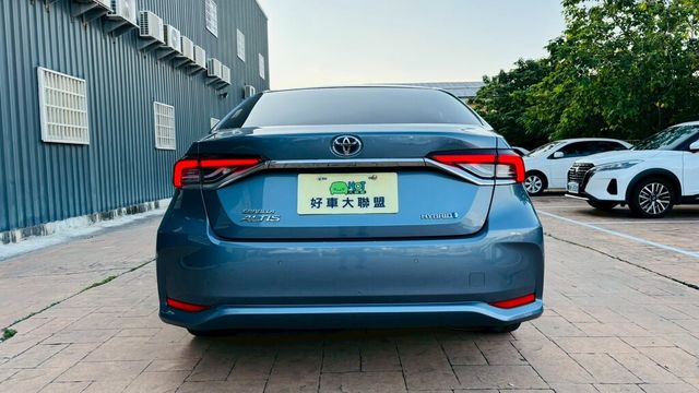 TOYOTA豐田 COROLLA ALTIS HYBRID  第4張相片