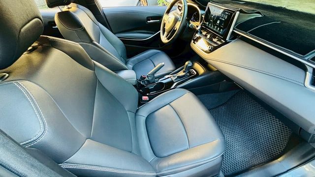 TOYOTA豐田 COROLLA ALTIS HYBRID  第17張相片
