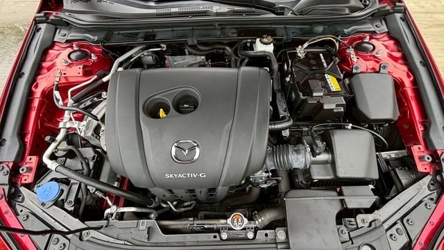 MAZDA馬自達 MAZDA 3  第5張相片