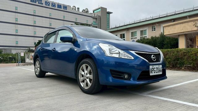 NISSAN日產 TIIDA  第15張相片