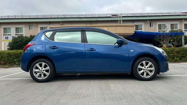 NISSAN日產 TIIDA  第16張相片