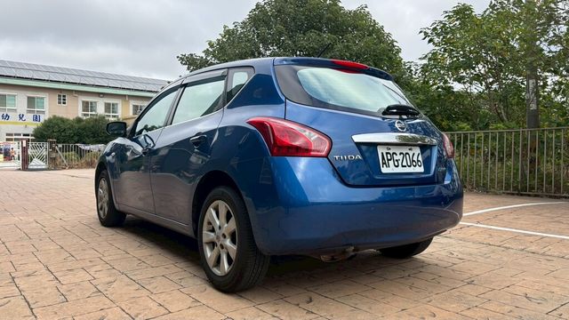 NISSAN日產 TIIDA  第17張相片
