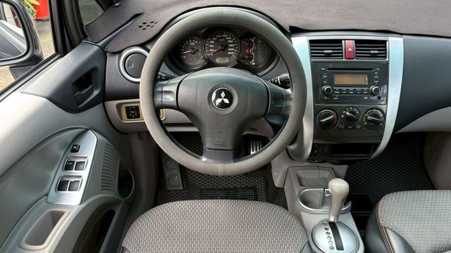 MITSUBISHI三菱 COLT PLUS  第12張相片