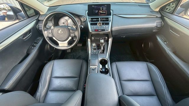 LEXUS凌志 NX200  第7張相片