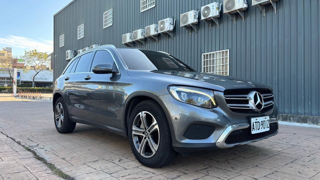 M-BENZ賓士 GLC250  第6張相片