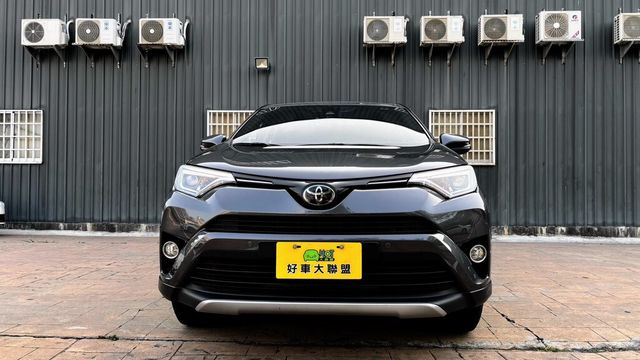 TOYOTA豐田 RAV4  第3張相片