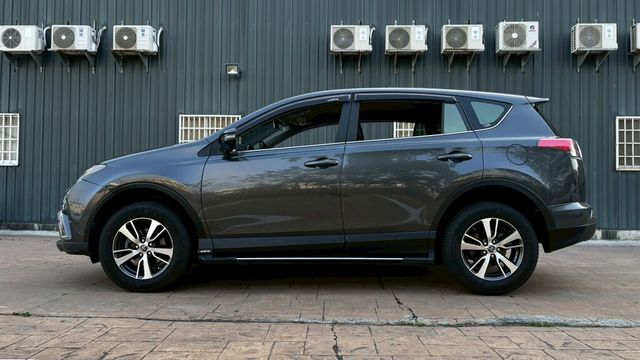 TOYOTA豐田 RAV4  第11張相片