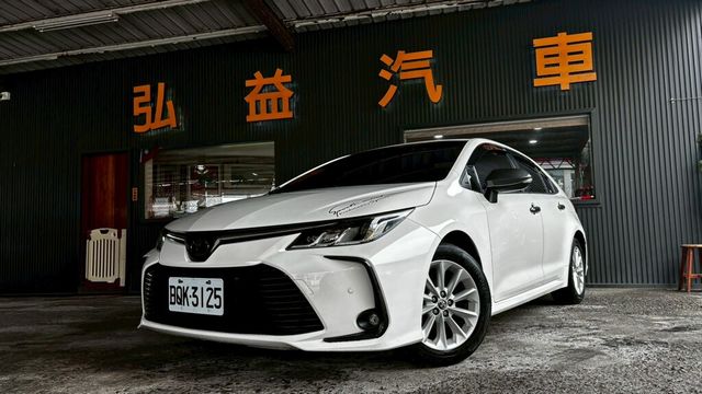 TOYOTA豐田 ALTIS  第1張相片
