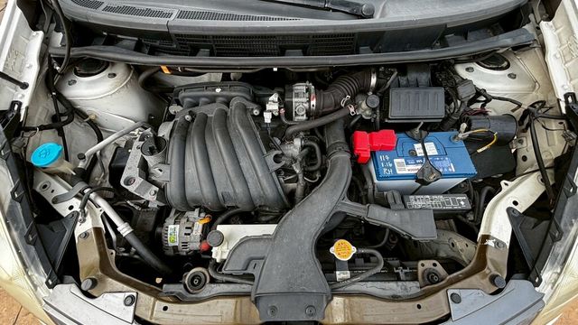 NISSAN日產 LIVINA  第6張相片