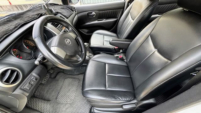 NISSAN日產 LIVINA  第15張相片