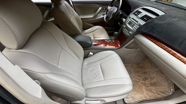 TOYOTA豐田 CAMRY  第14張相片