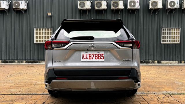 TOYOTA豐田 RAV4  第4張相片