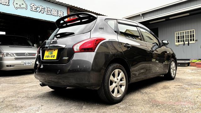 NISSAN日產 TIIDA  第2張相片