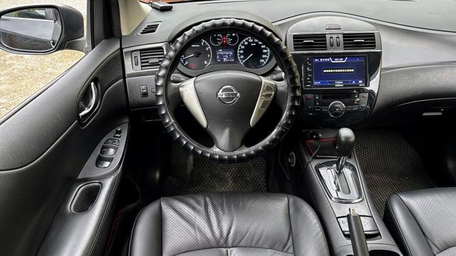 NISSAN日產 TIIDA  第12張相片