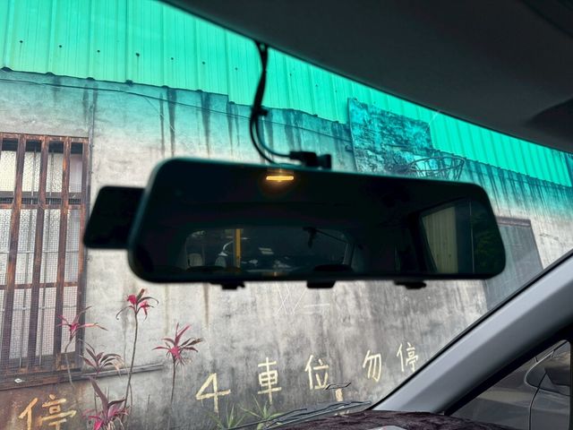 MITSUBISHI三菱 COLT PLUS  第12張相片