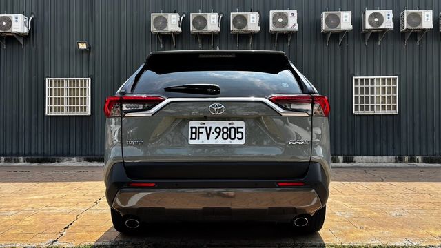 TOYOTA豐田 RAV4  第4張相片
