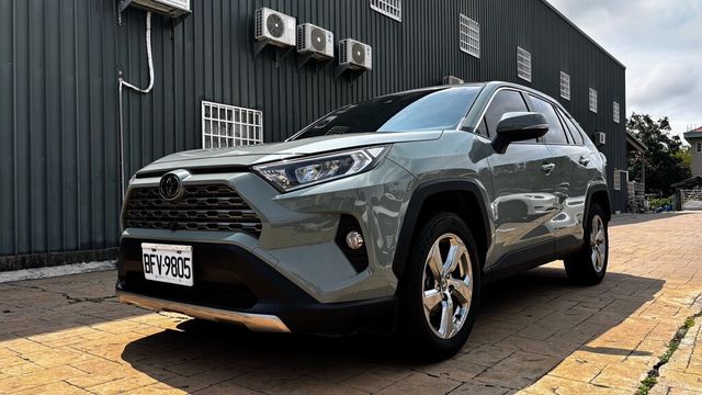 TOYOTA豐田 RAV4  第9張相片
