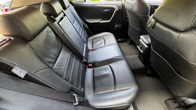 TOYOTA豐田 RAV4  第18張相片