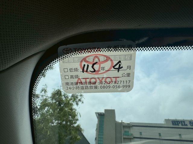 TOYOTA豐田 RAV4  第8張相片