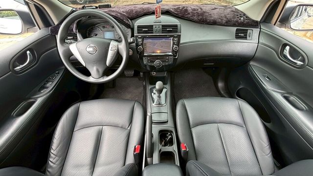 NISSAN日產 TIIDA  第8張相片