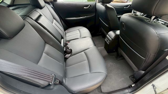 NISSAN日產 TIIDA  第12張相片