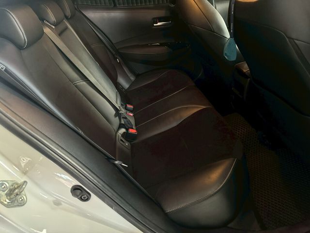 TOYOTA豐田 COROLLA SPORT  第14張相片