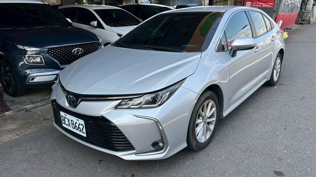 TOYOTA豐田 ALTIS  第1張相片