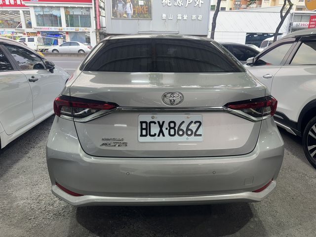 TOYOTA豐田 ALTIS  第5張相片