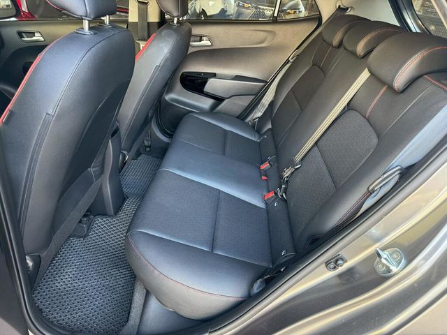 KIA起亞 PICANTO  第12張相片
