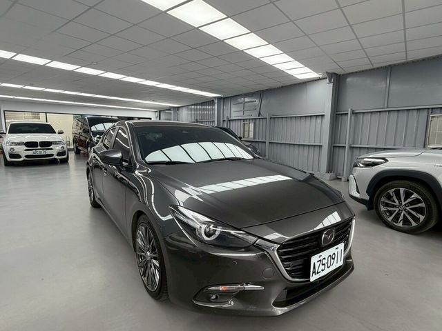 MAZDA馬自達 MAZDA 3  第2張相片